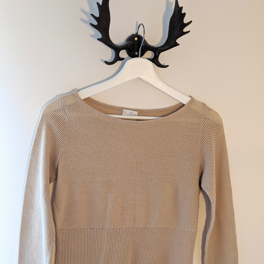 ♥️ Vintage cream crop sweater